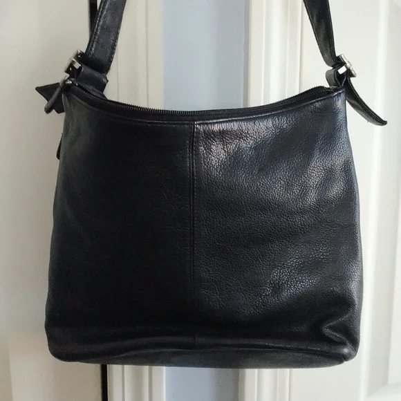 Tignanello Black Pebble Leather Shoulder Bag - Picture 2 of 14